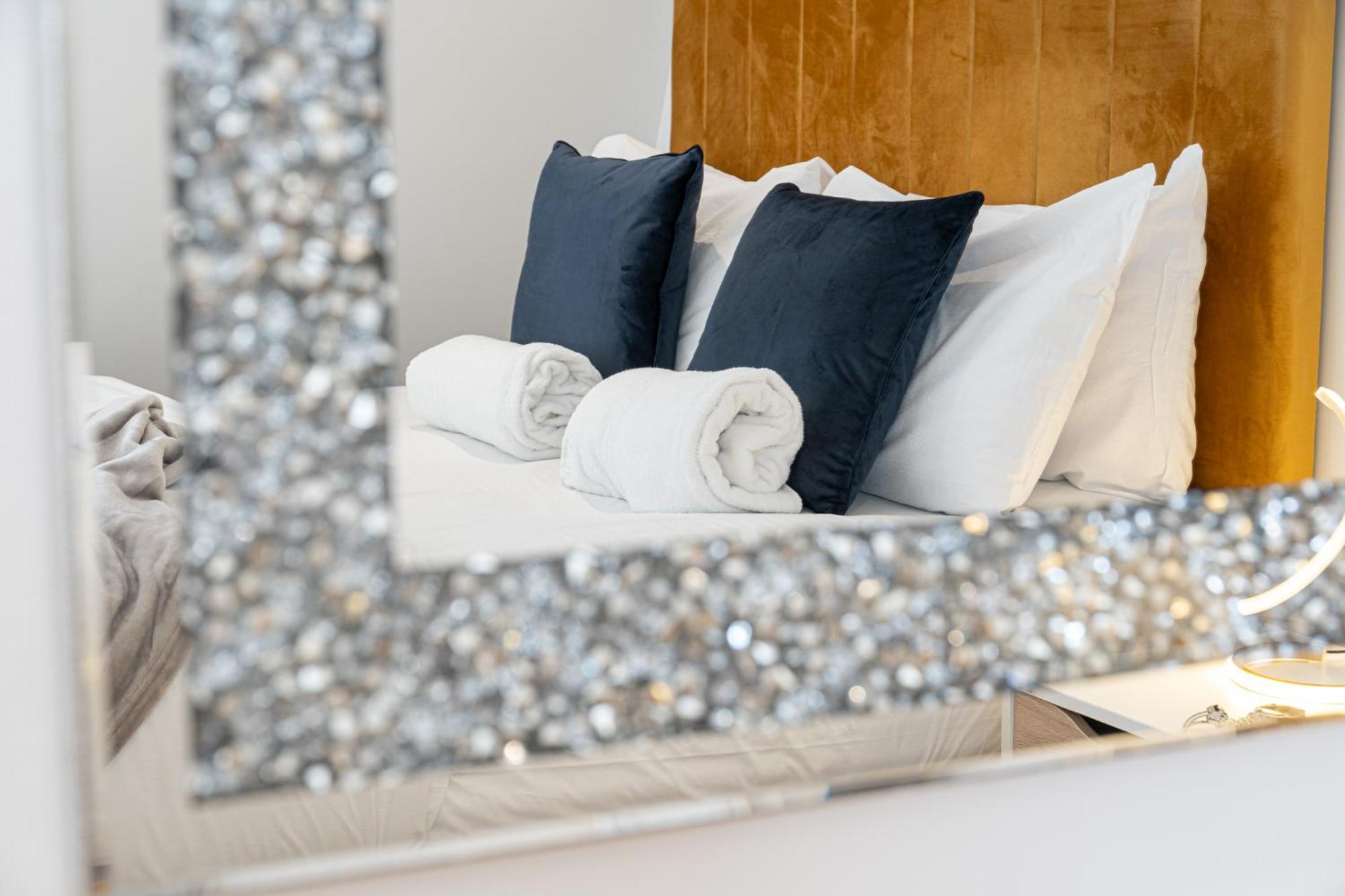 Stunning 1-Bedroom Penthouse In Marble Arch 72 London Exterior foto