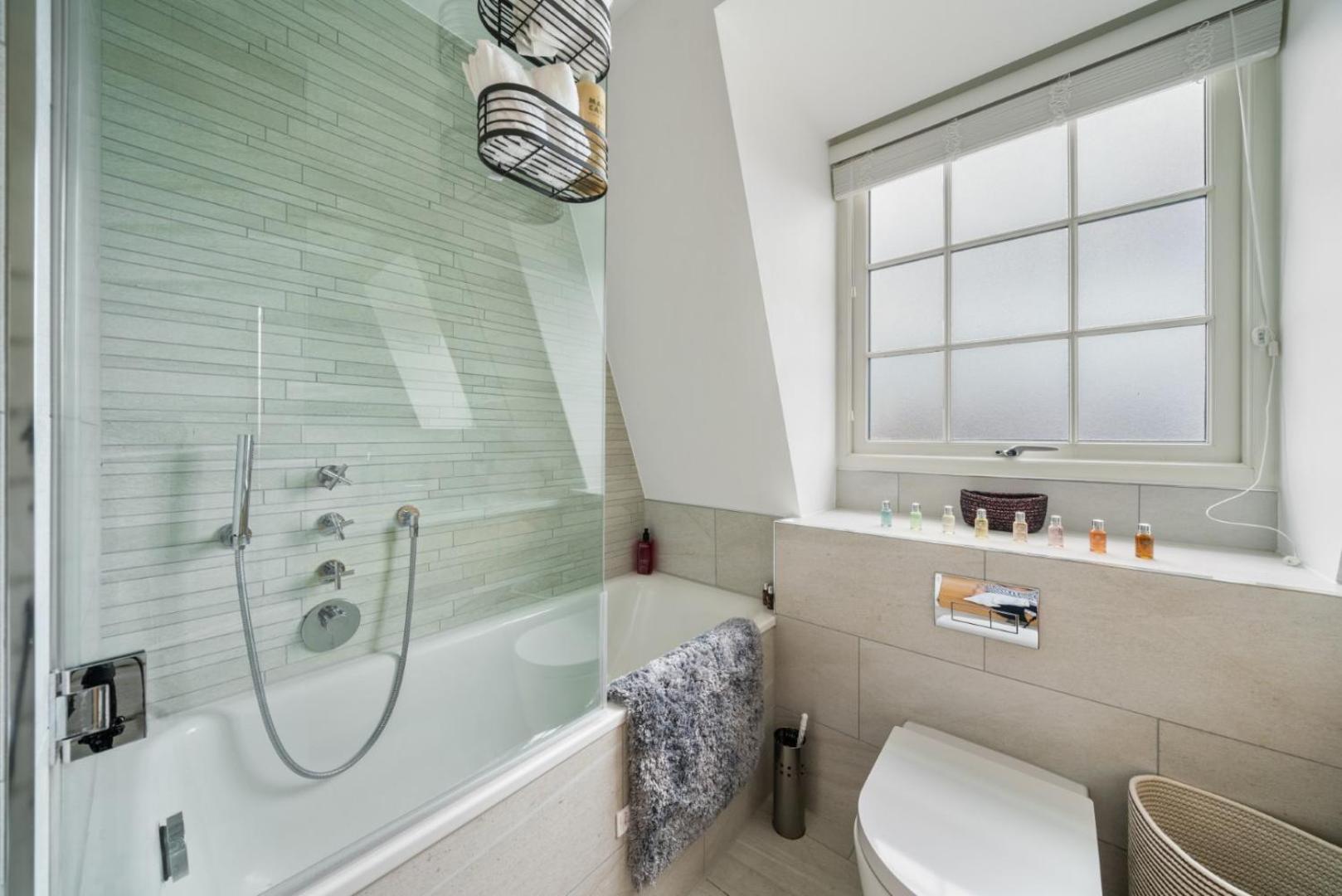 Stunning 1-Bedroom Penthouse In Marble Arch 72 London Exterior foto